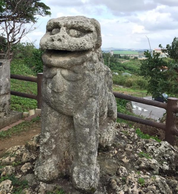 富盛の石彫大獅子